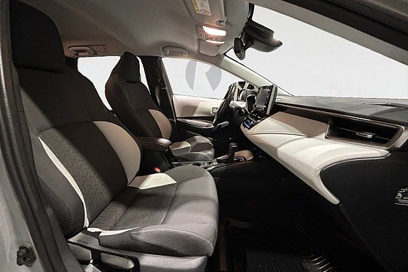 Vehicle Image 15