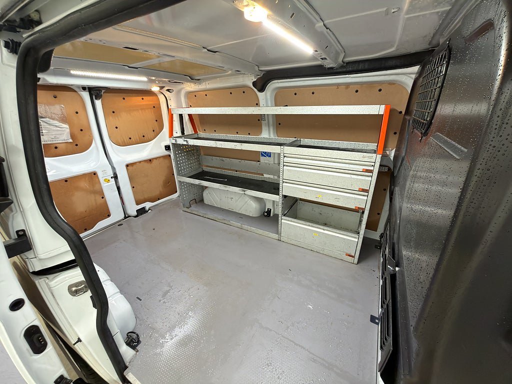 Vehicle Image 13