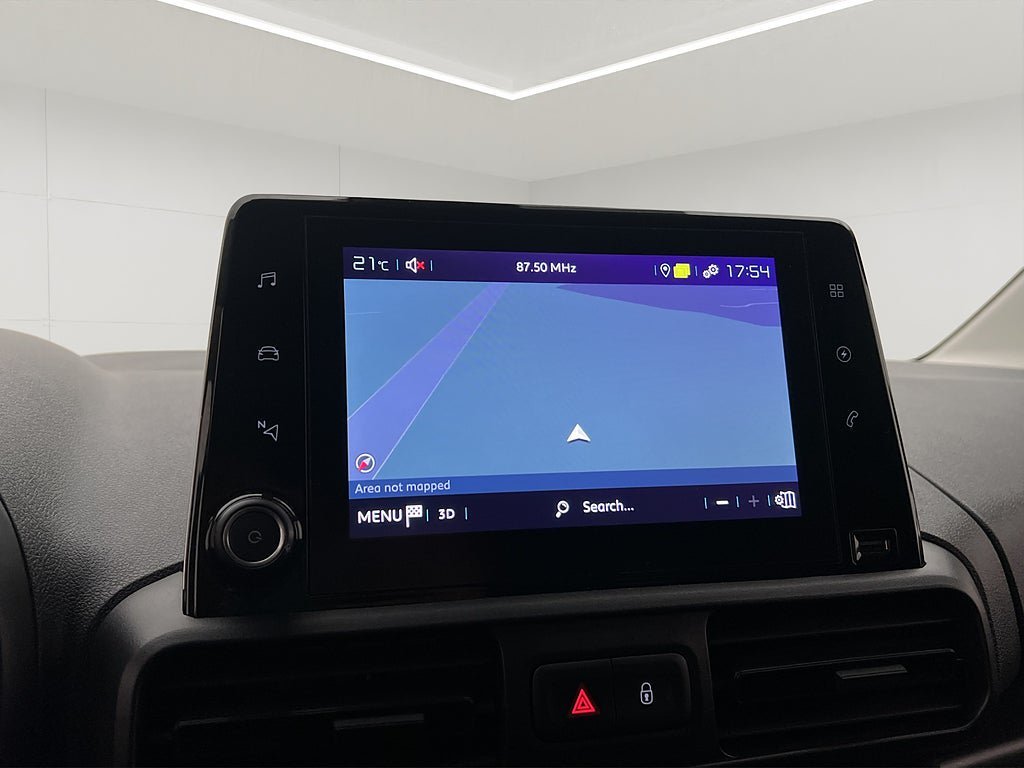 Vehicle Image 23
