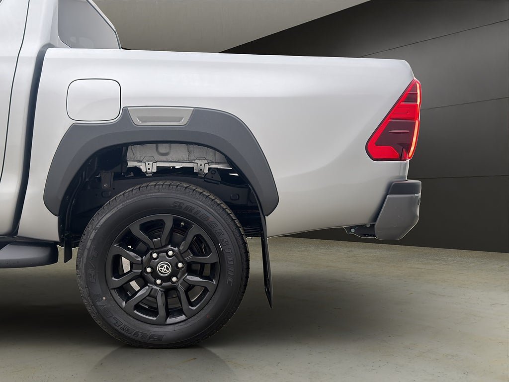 Vehicle Image 35