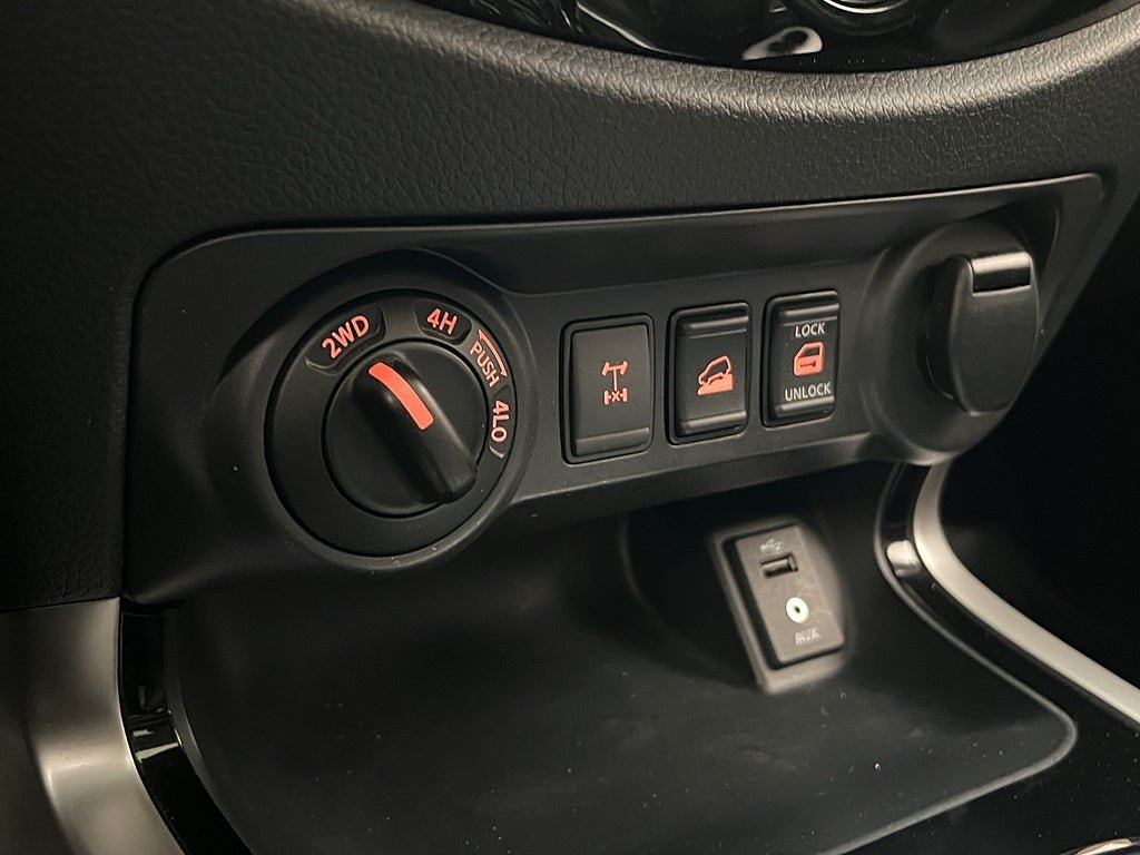 Vehicle Image 27