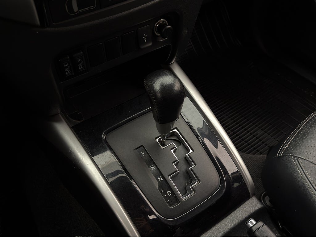 Vehicle Image 26