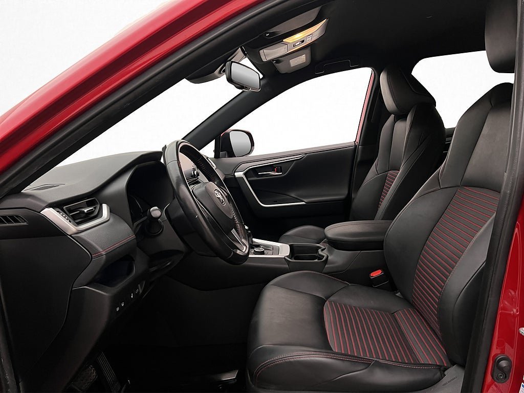 Vehicle Image 11