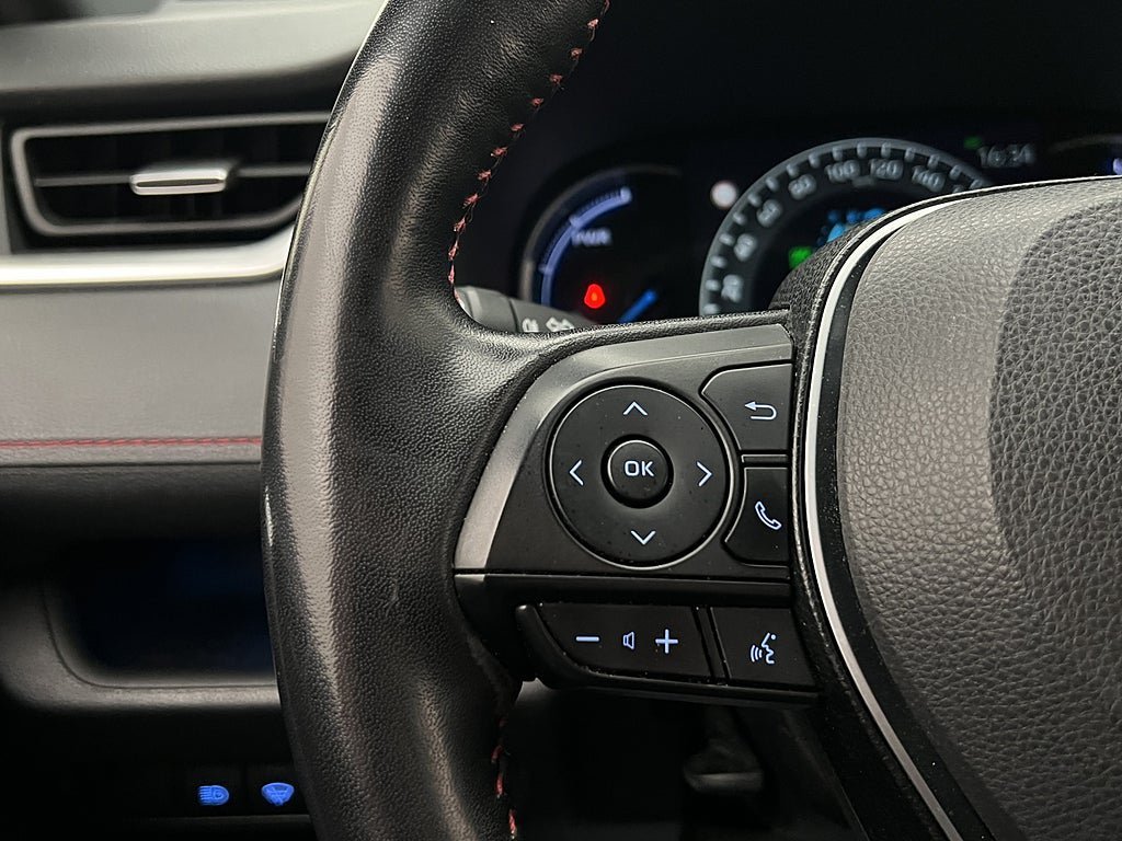 Vehicle Image 15
