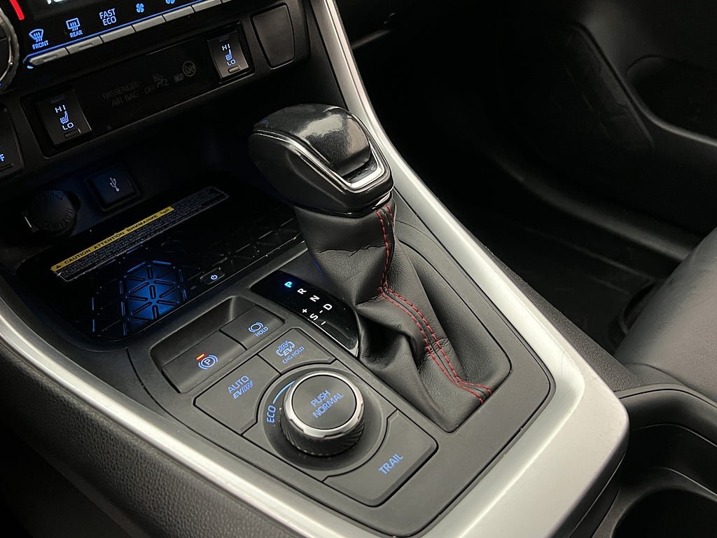 Vehicle Image 22
