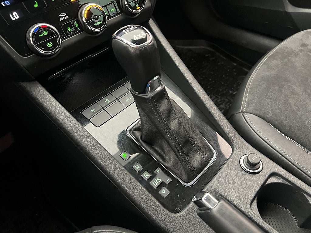 Vehicle Image 27