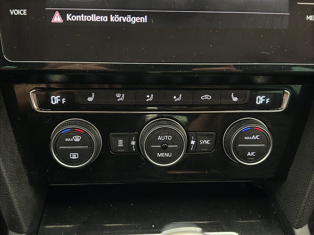 Vehicle Image 27