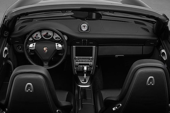 Vehicle Image 30