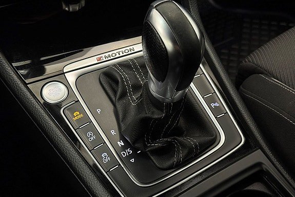 Vehicle Image 29