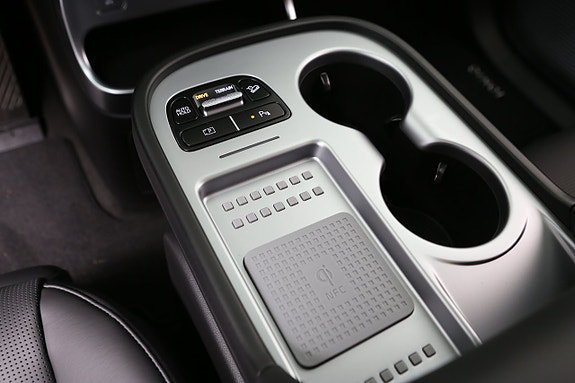 Vehicle Image 27