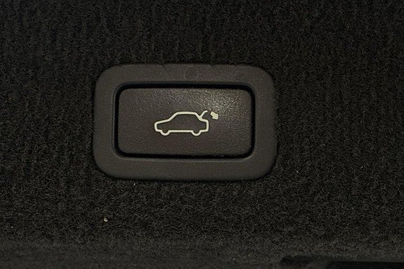 Vehicle Image 29