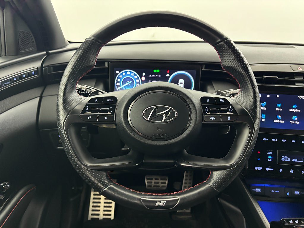 Vehicle Image 15