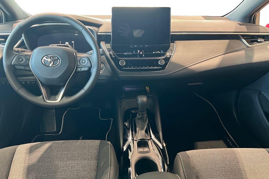 Vehicle Image 10