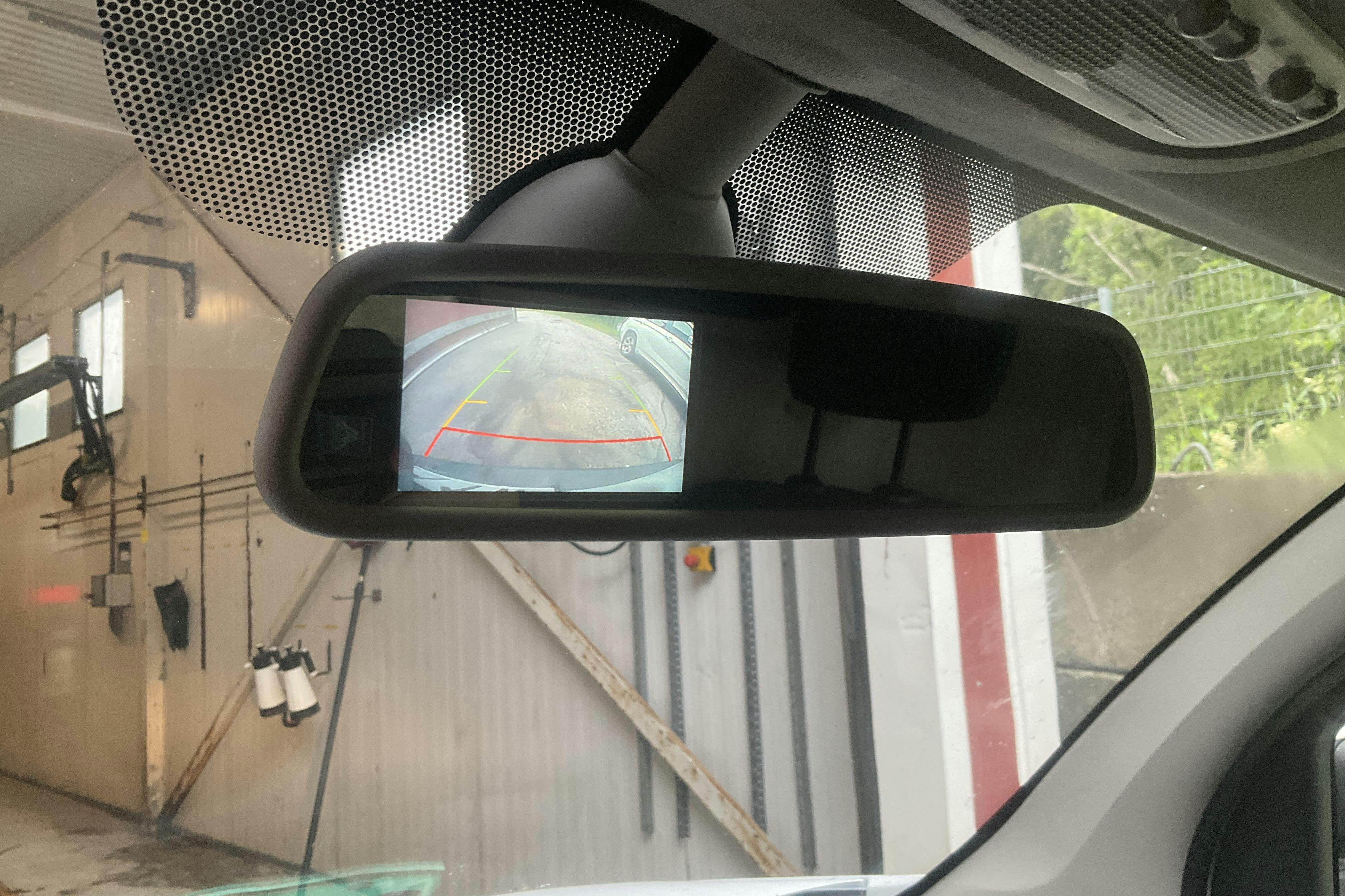 Vehicle Image 10