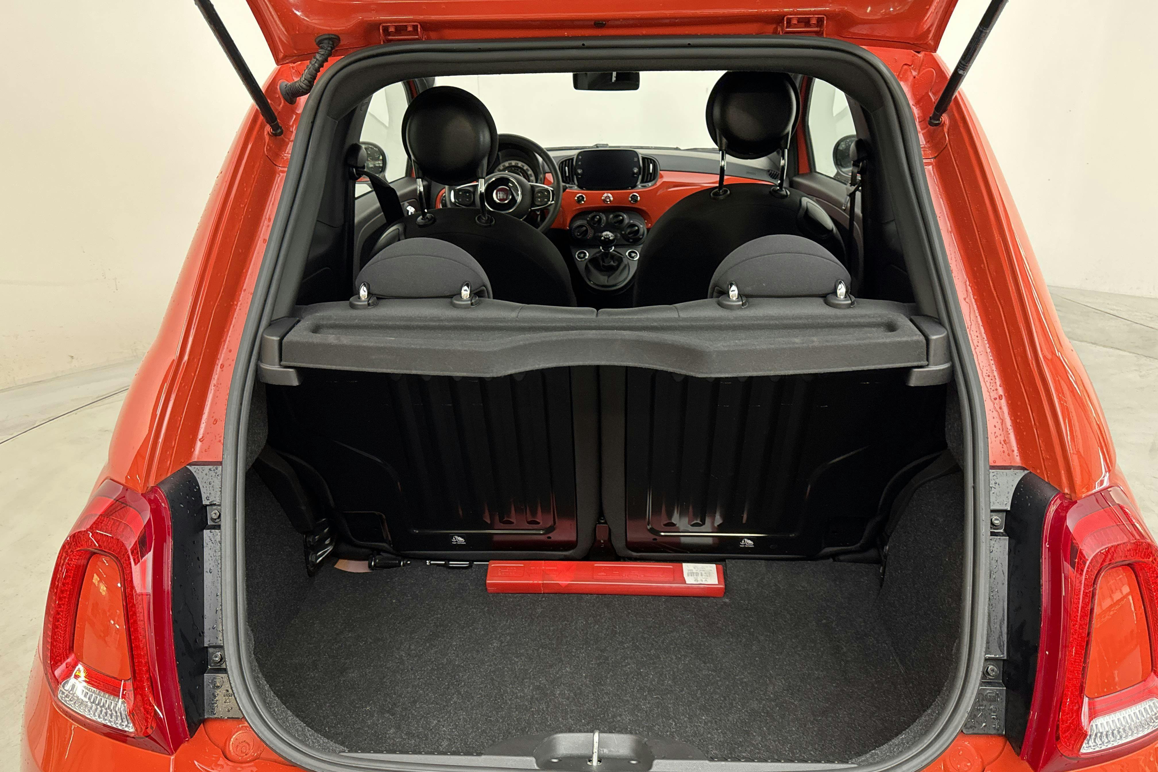 Vehicle Image 9