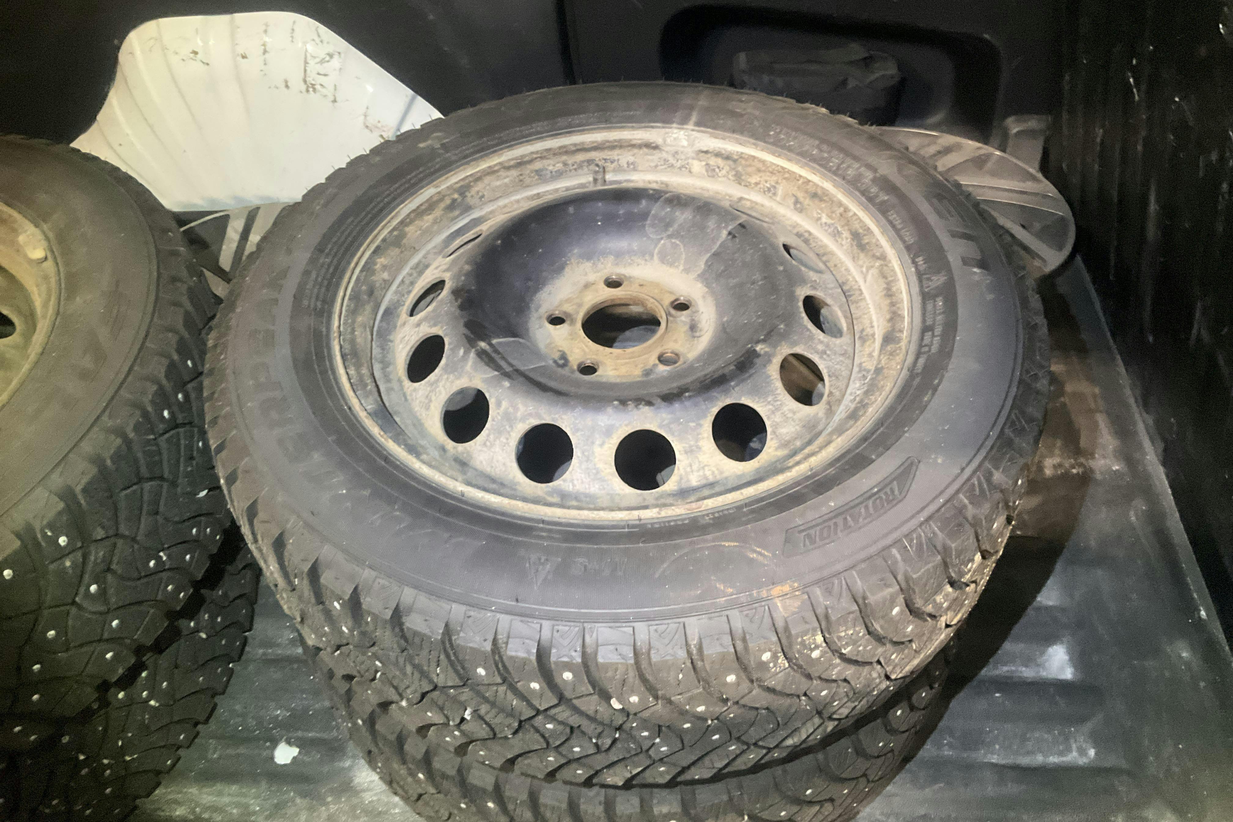Vehicle Image 11