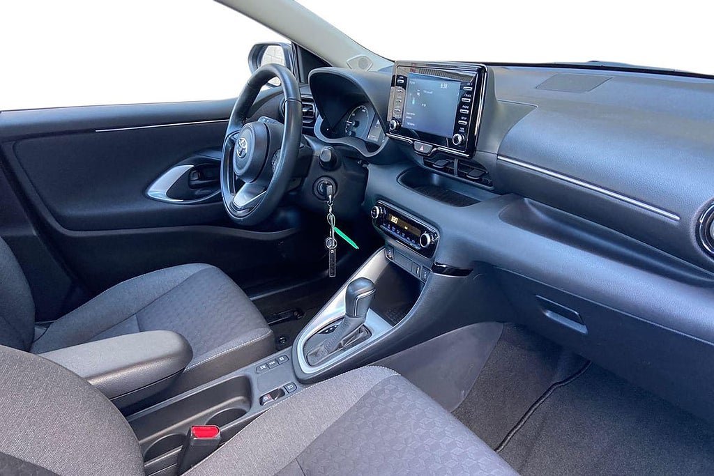 Vehicle Image 7
