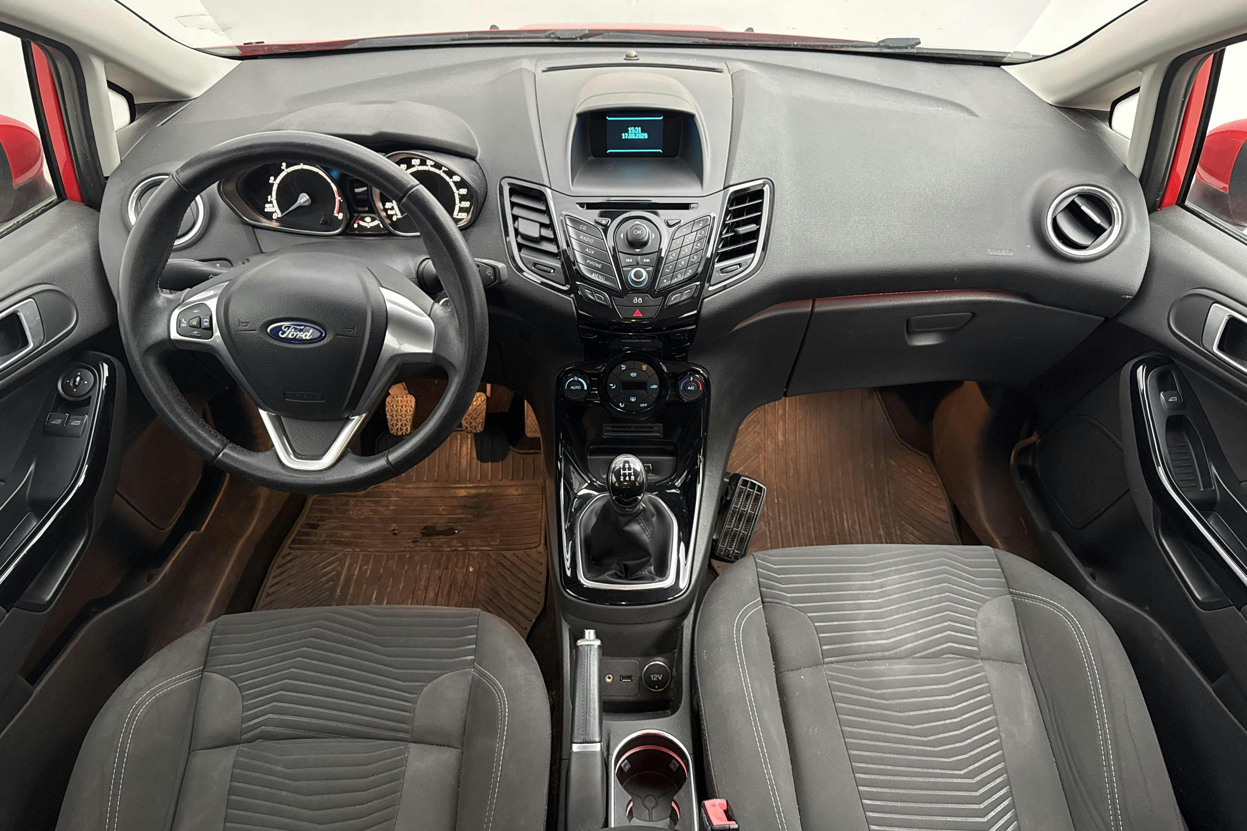 Vehicle Image 6