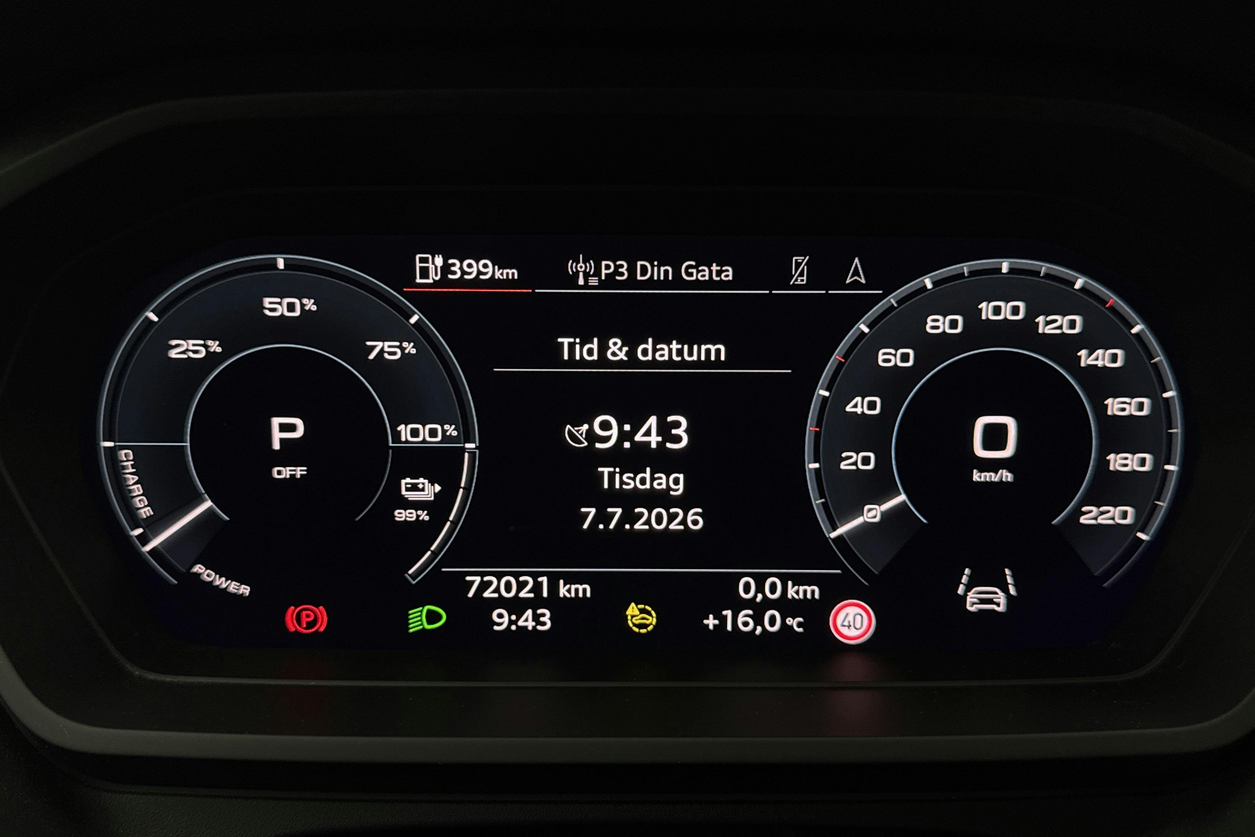 Vehicle Image 10