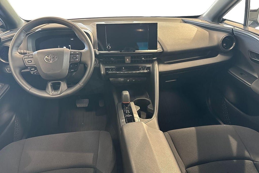 Vehicle Image 10