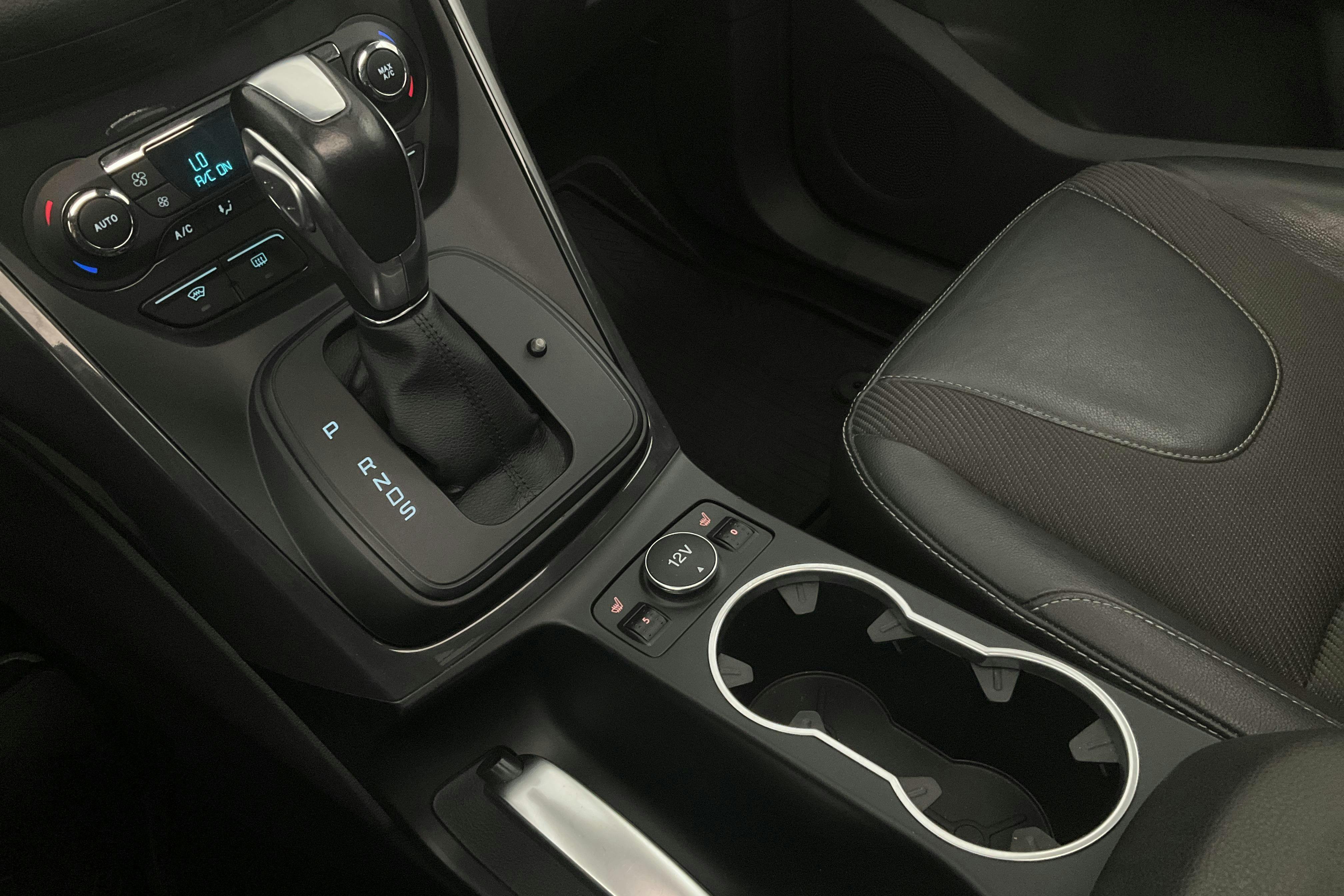 Vehicle Image 15