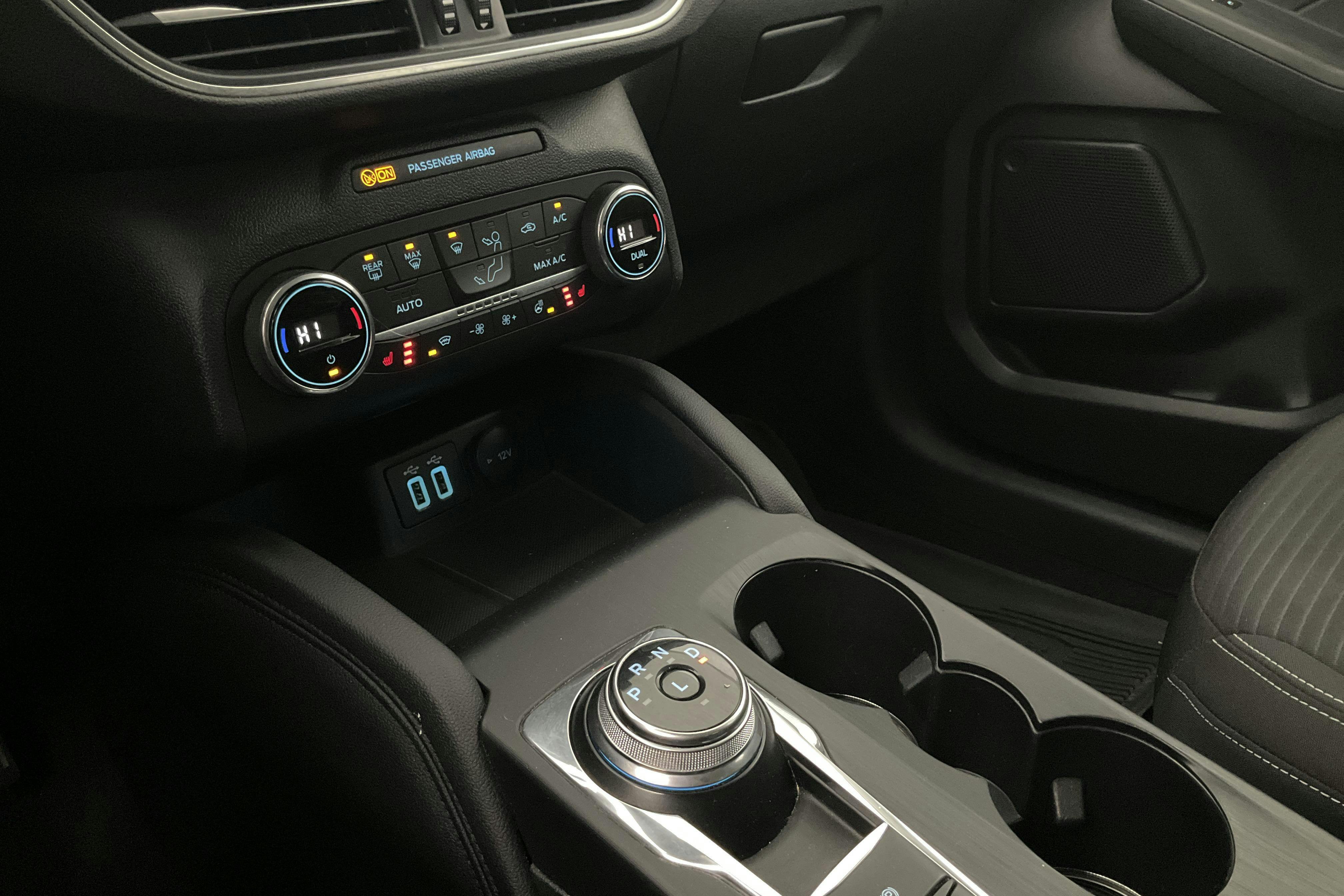 Vehicle Image 15