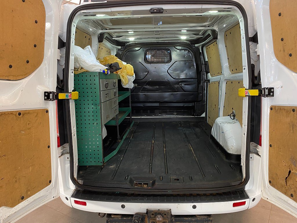 Vehicle Image 10