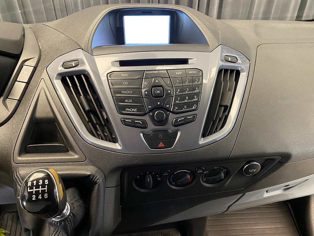 Vehicle Image 23
