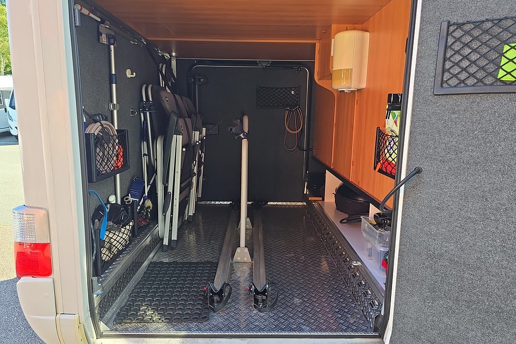 Vehicle Image 36