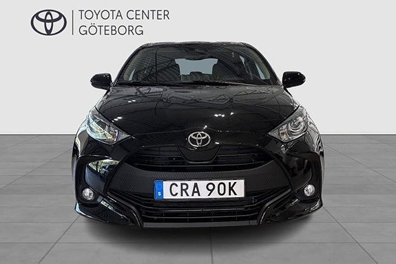Vehicle Image 6