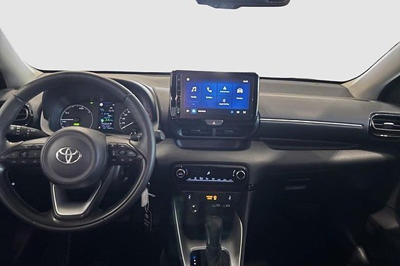 Vehicle Image 9