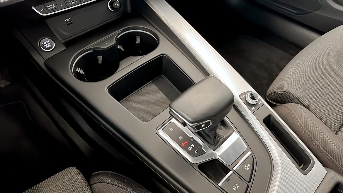 Vehicle Image 14