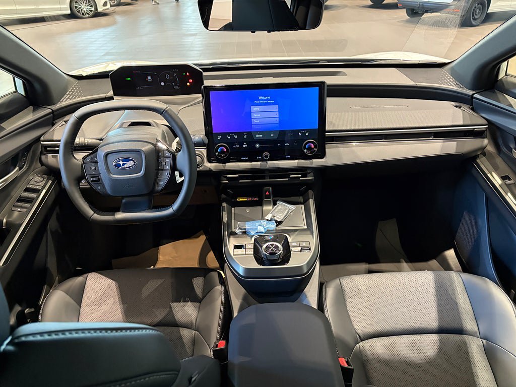Vehicle Image 10