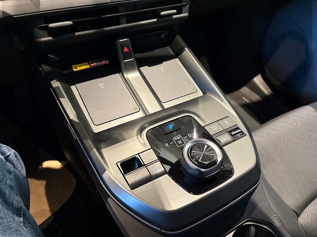 Vehicle Image 18