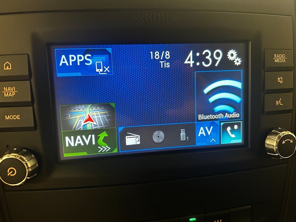 Vehicle Image 19