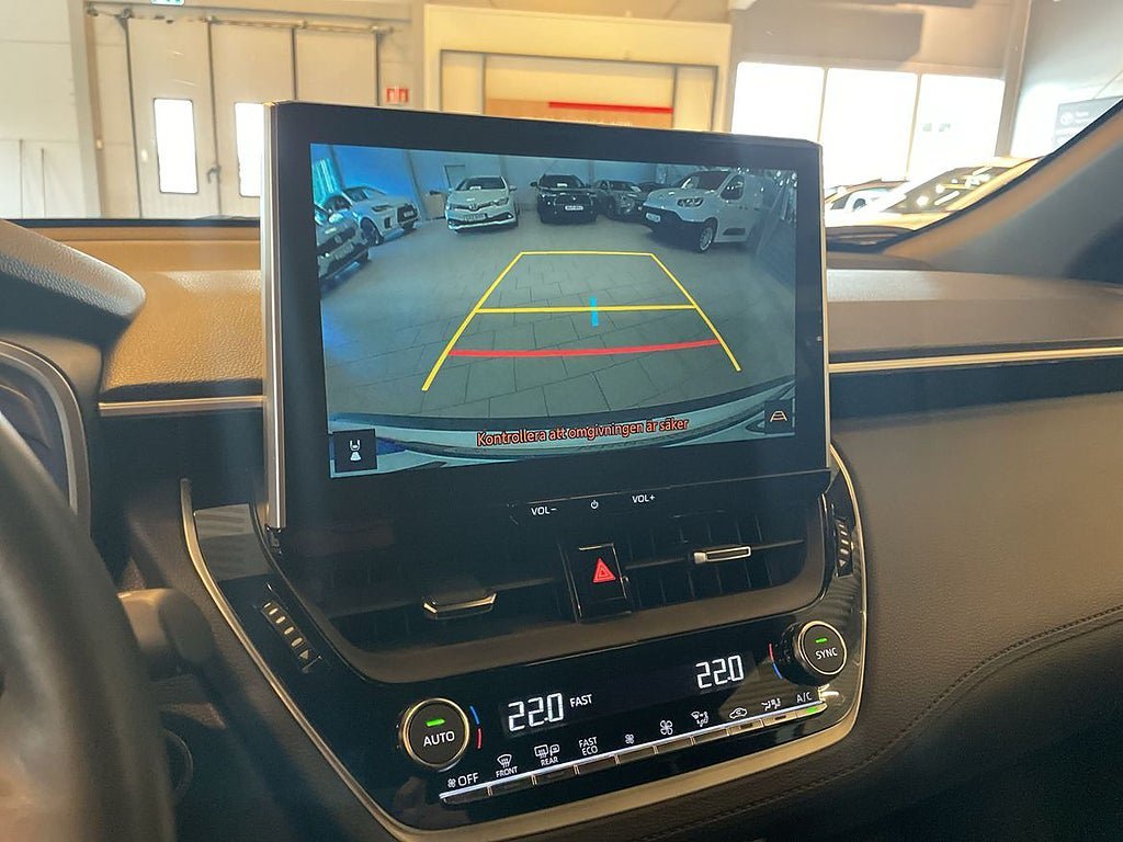 Vehicle Image 15
