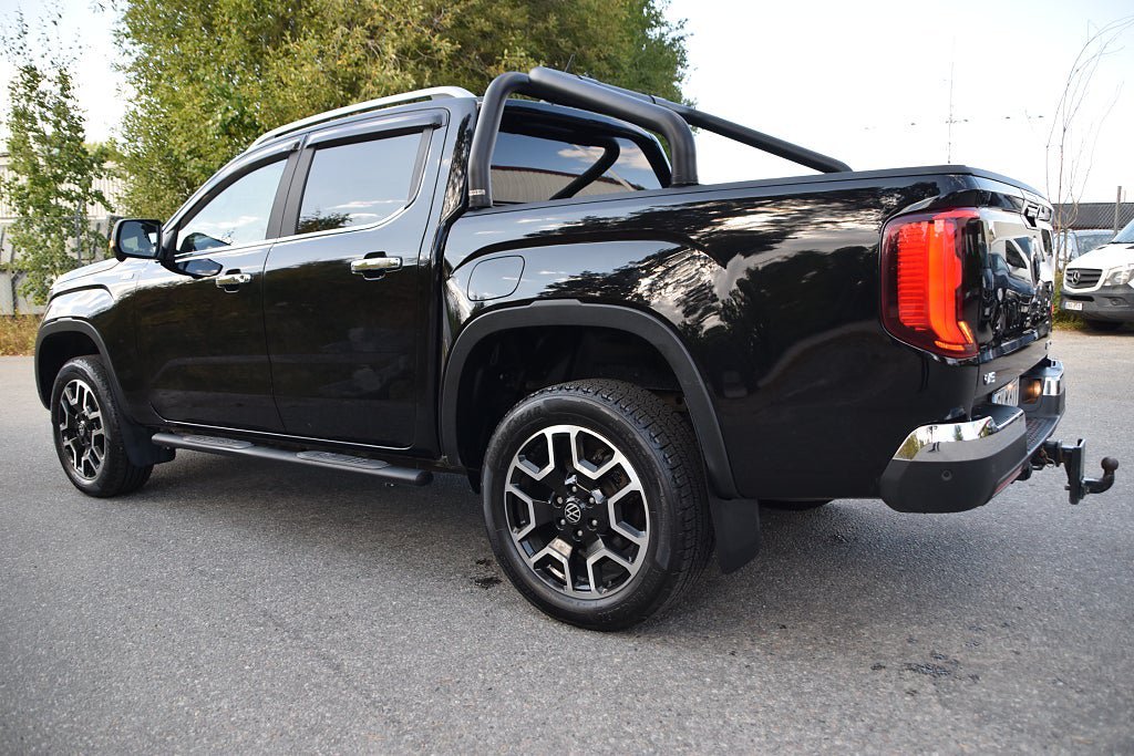 Vehicle Image 6