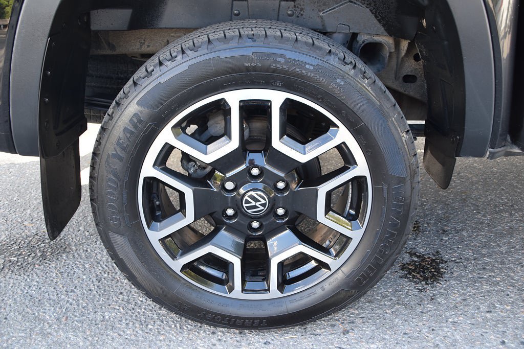 Vehicle Image 19