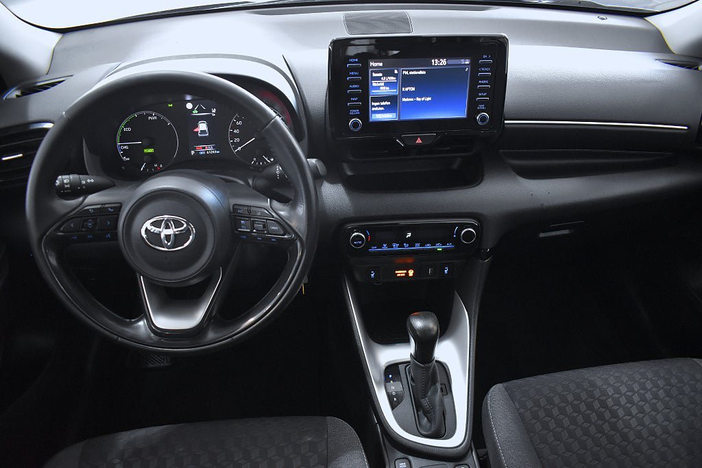 Vehicle Image 9
