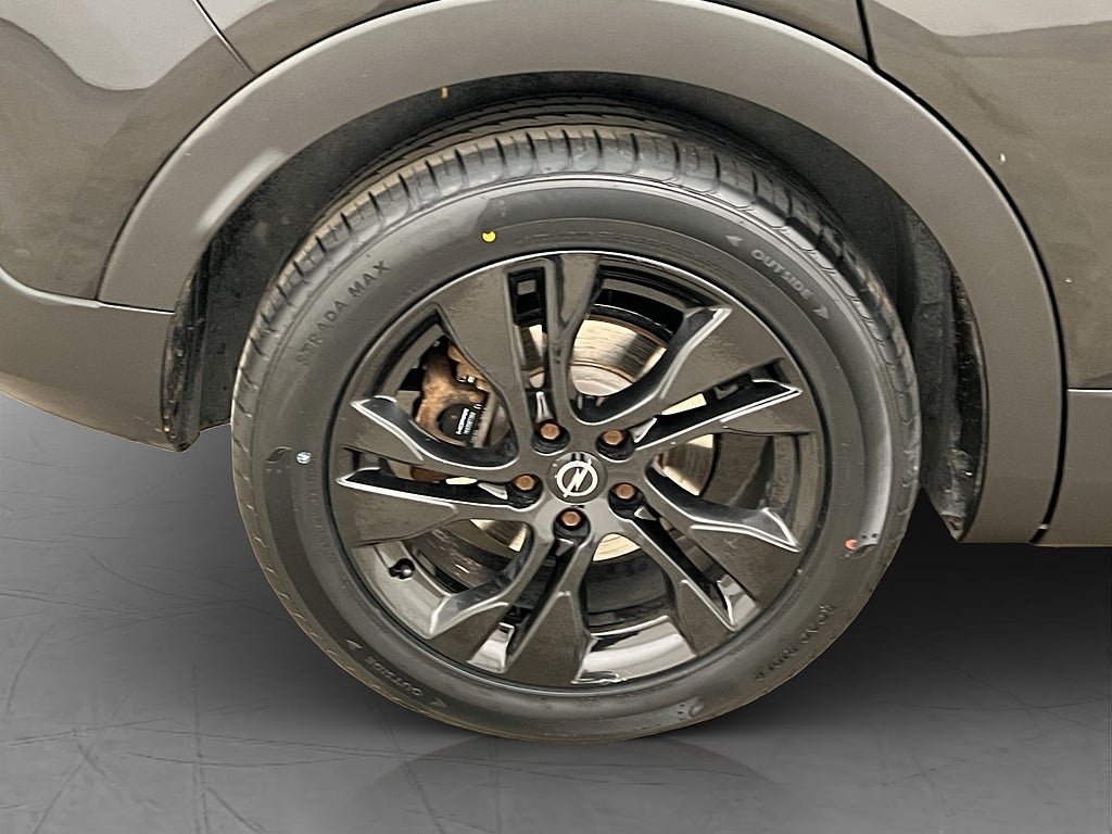 Vehicle Image 28