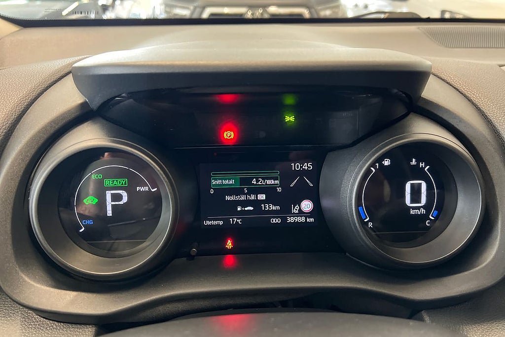 Vehicle Image 16