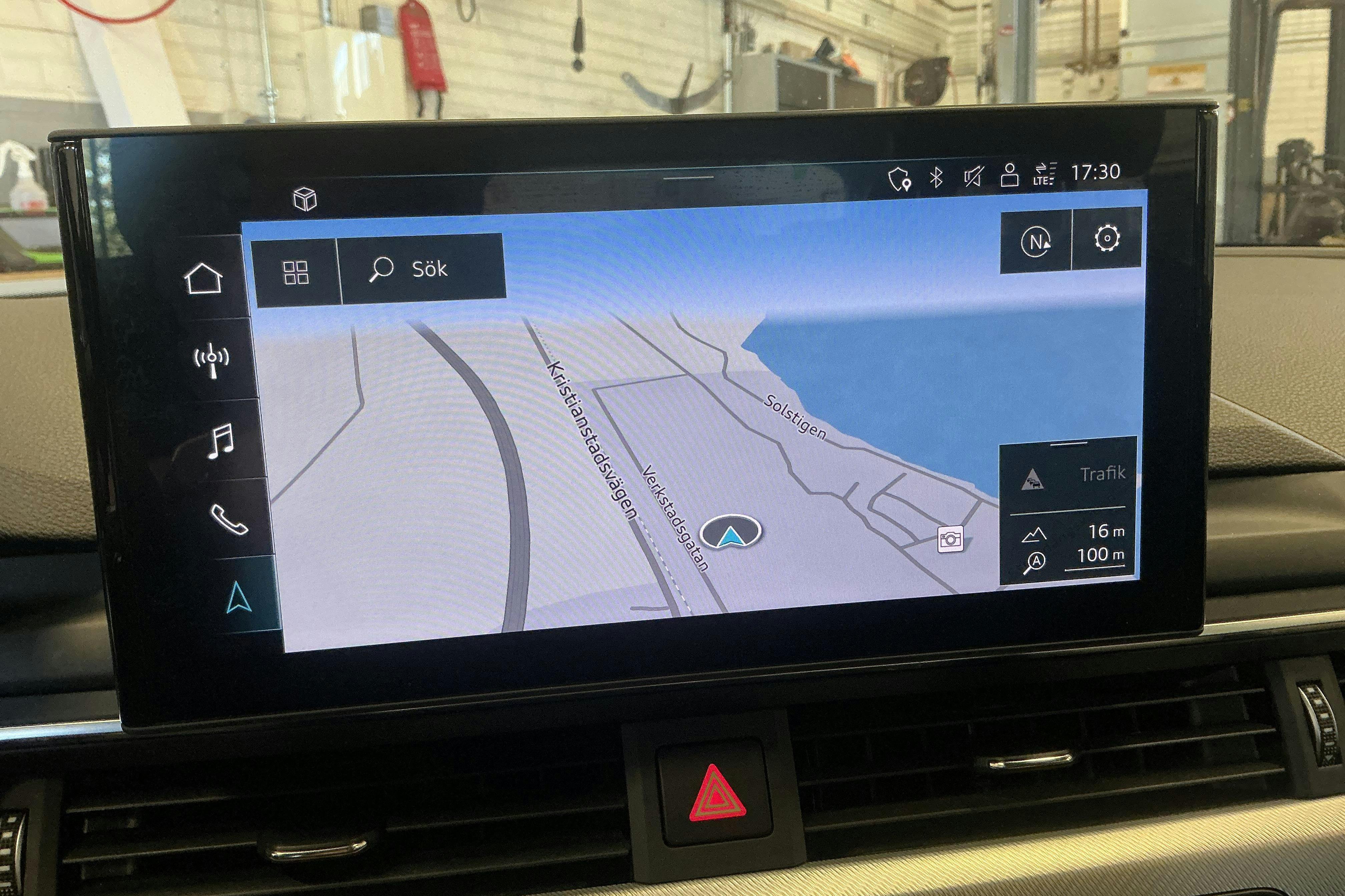 Vehicle Image 11