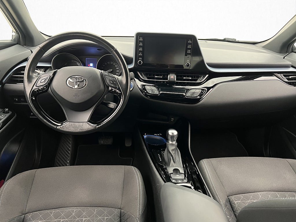 Vehicle Image 12