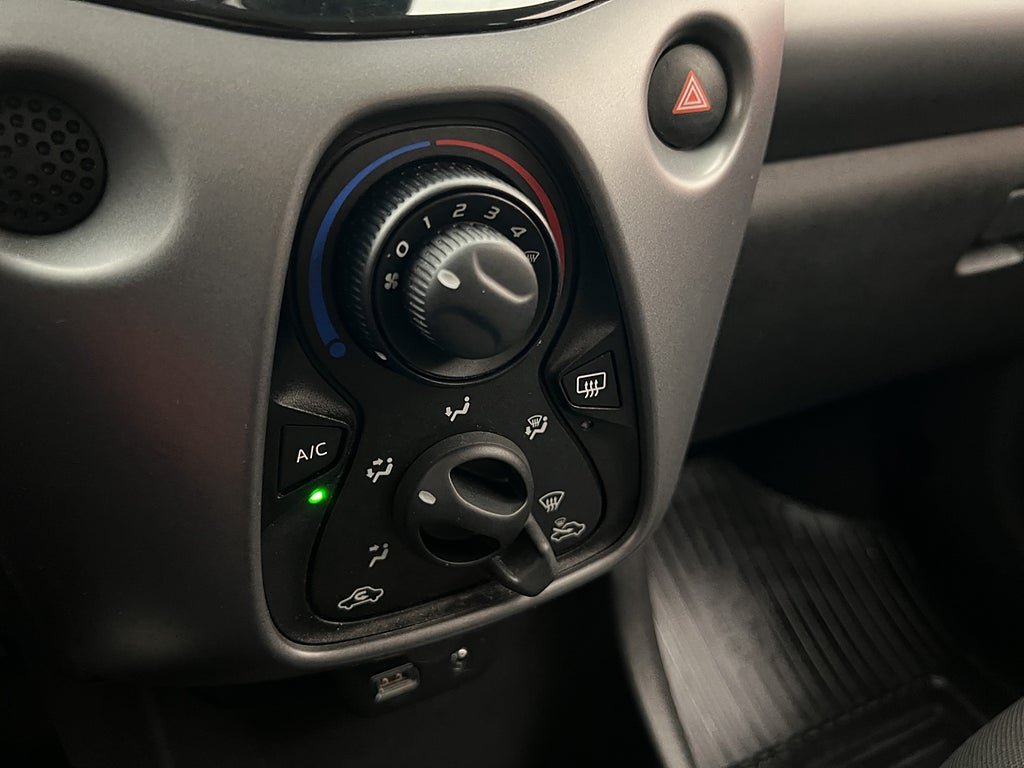 Vehicle Image 20