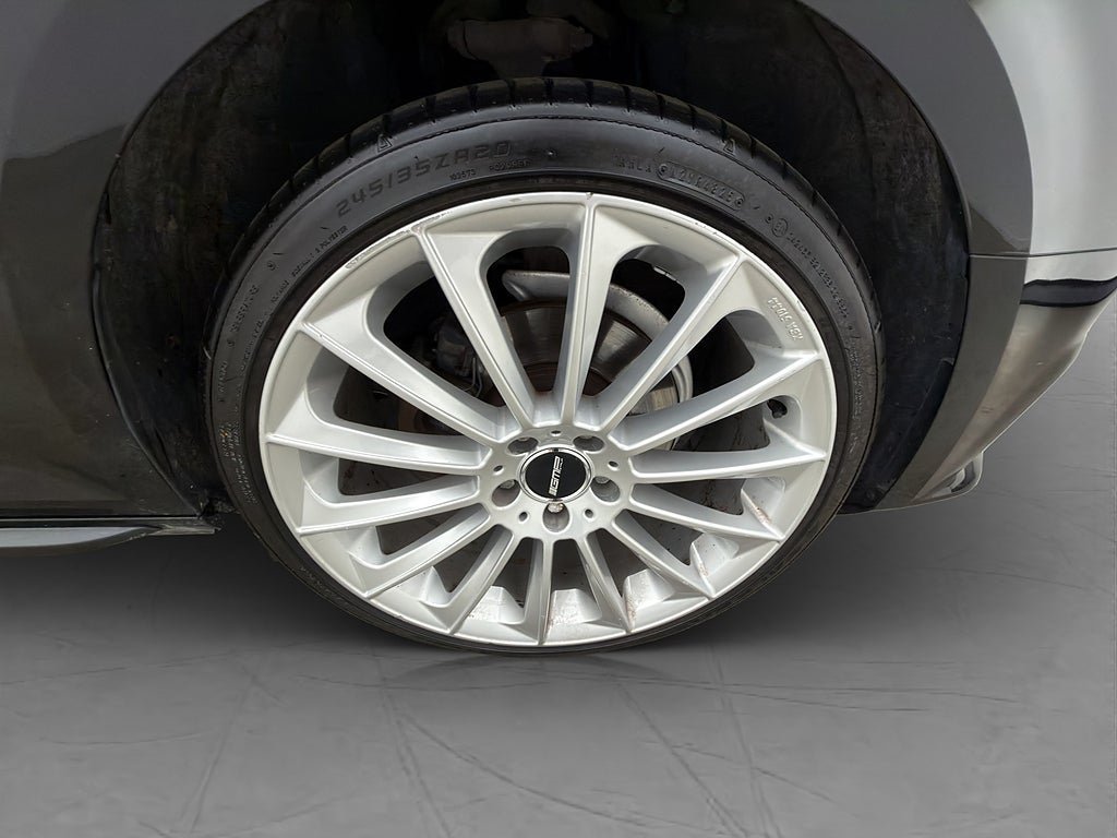 Vehicle Image 35