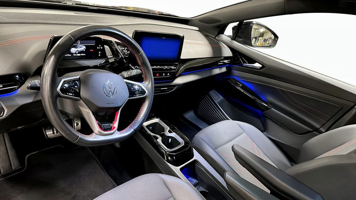 Vehicle Image 7