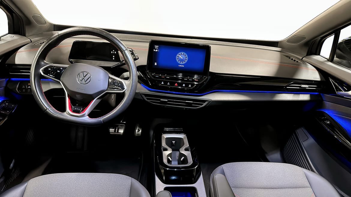 Vehicle Image 10