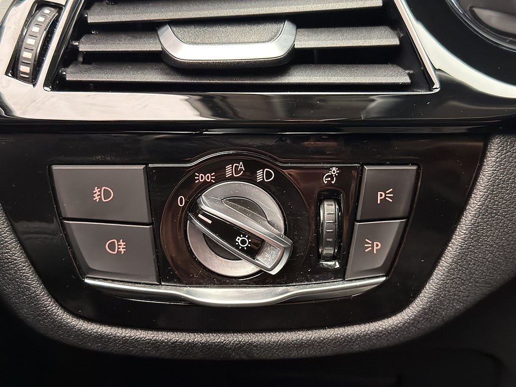 Vehicle Image 27