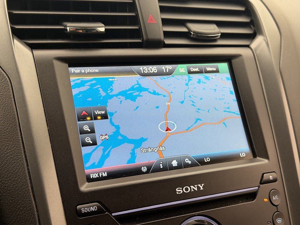 Vehicle Image 16