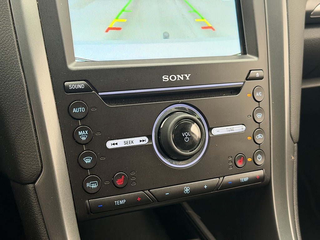 Vehicle Image 19